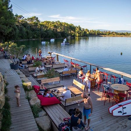 Au point du jour - Gîtes Carcassonne, Lac de la Cavayère Esterno foto